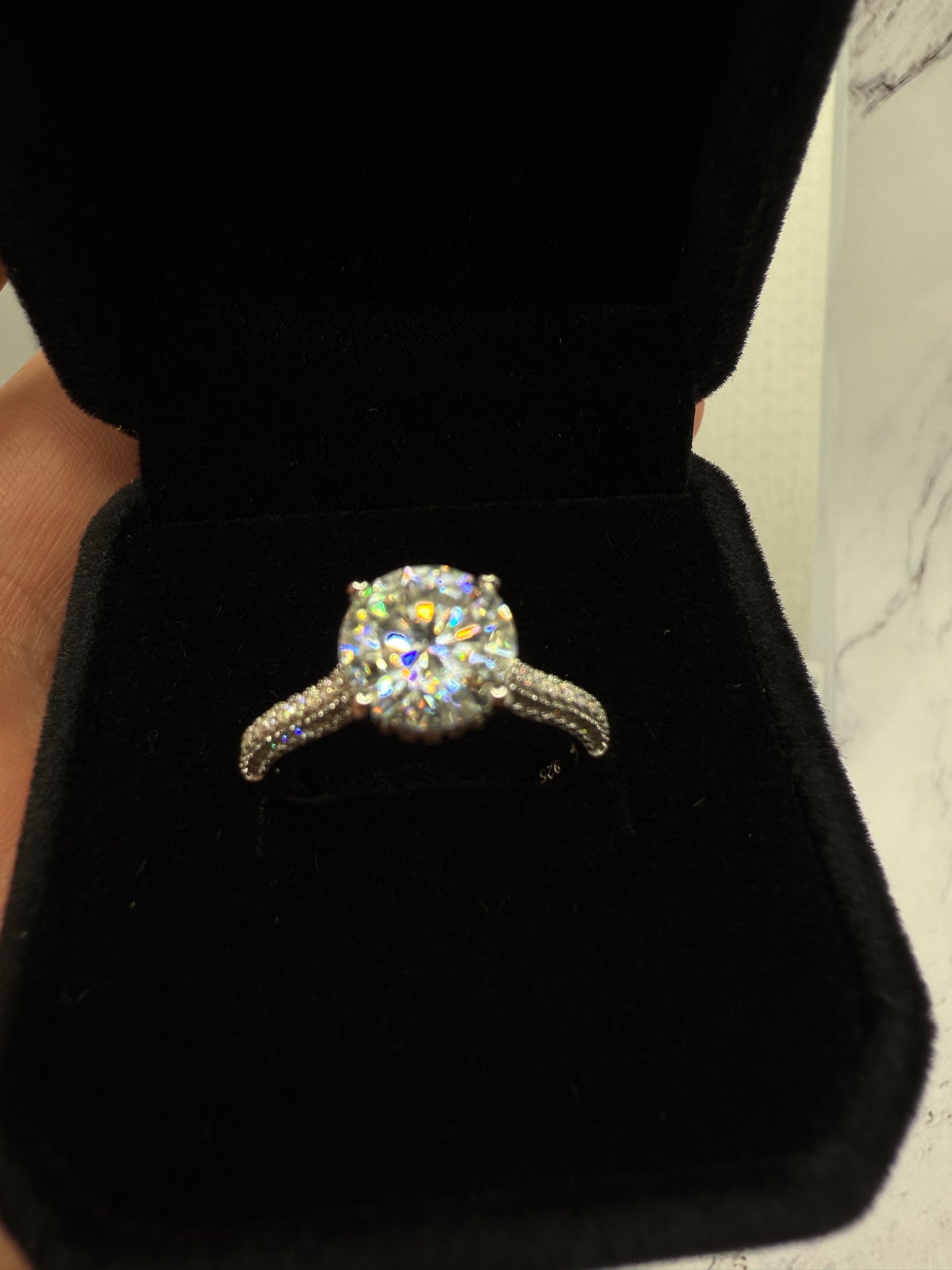 Moissanite Round Cut Ring